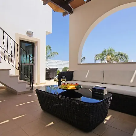 Βίλα Greko Πρωταράς